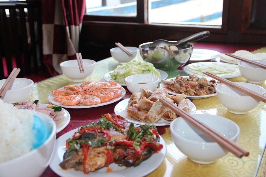 chon thuc don an uong an toan mien bac cho gia dinh